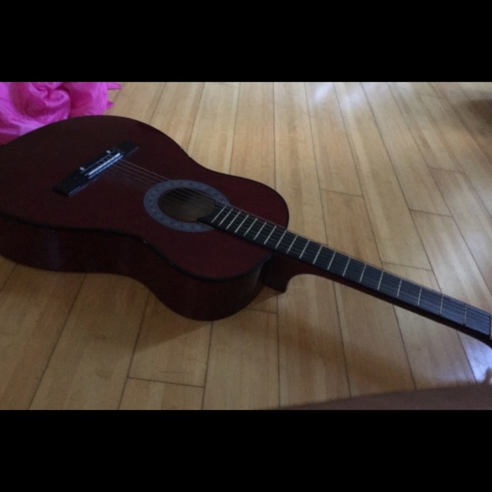 Guitar - Picture 2 of 4